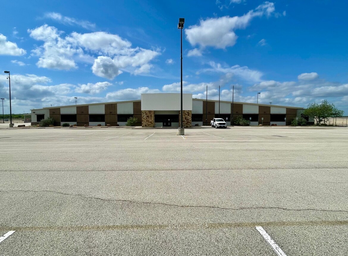 6061 County Road 136, Pawnee, TX à vendre Photo du bâtiment- Image 1 de 10