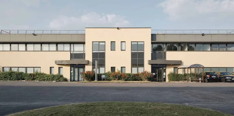 11 Rue De La Grande Borne, Le Mesnil-Amelot à louer Photo du bâtiment- Image 1 de 19