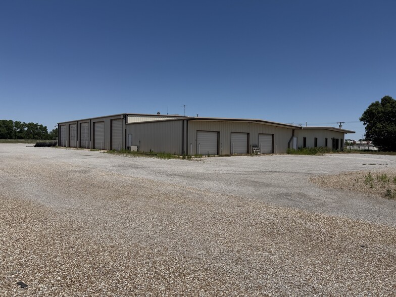 5328 E Market St, Enid, OK for sale - Building Photo - Image 1 of 25