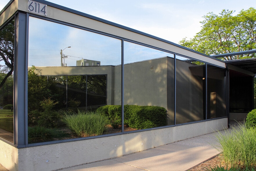 6112 Constitution Dr, Fort Wayne, IN for lease - Building Photo - Image 2 of 11