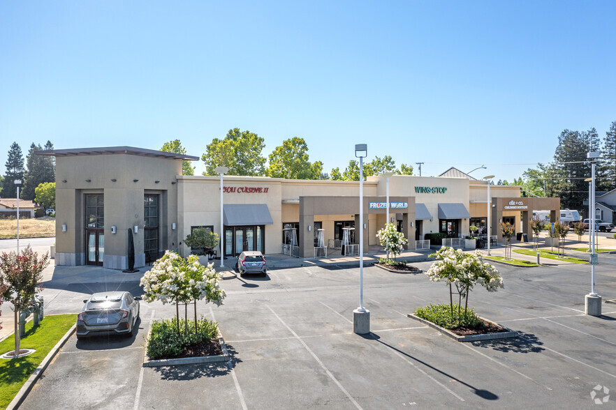 731-779 E Yosemite Ave, Merced, CA for lease - Building Photo - Image 2 of 11