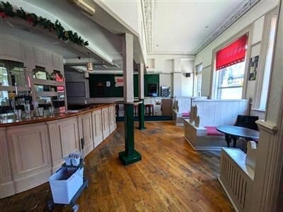 74 Cowbridge Rd E, Cardiff à vendre - Photo intérieure - Image 2 de 7