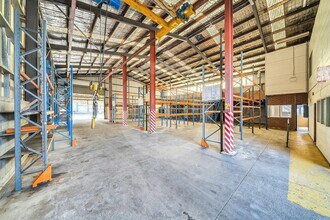 6 Pioneer Ave, Thornleigh à louer Photo intérieure- Image 1 de 2