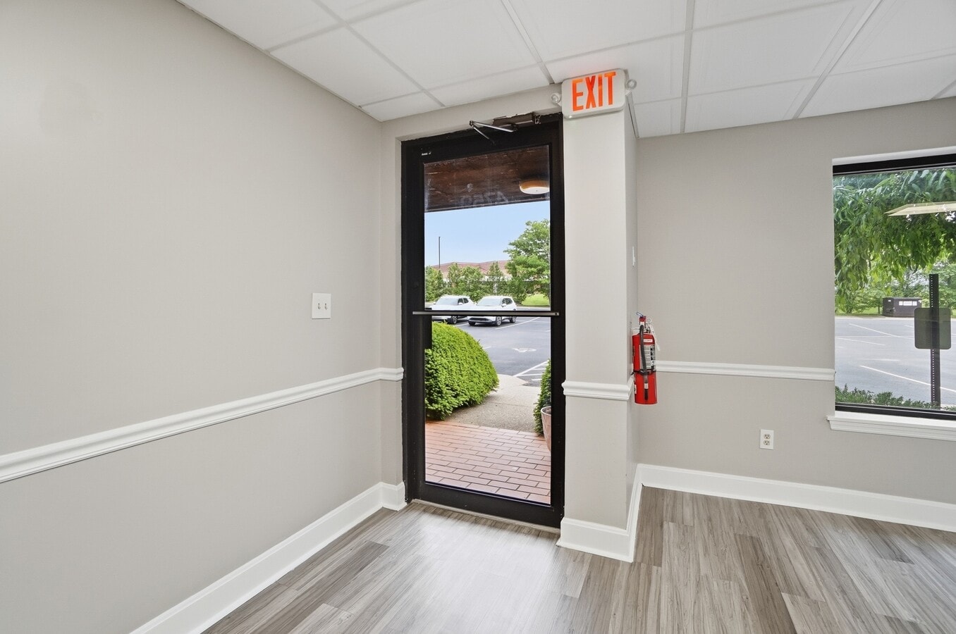 4753-4759 Cornell Rd, Blue Ash, OH 45241 - Unit D - - Interior Photo - Image 1 of 46