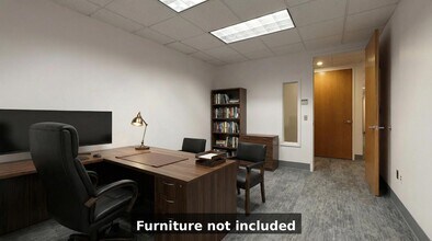 220 Davidson Ave, Somerset, NJ à louer Photo intérieure- Image 1 de 2