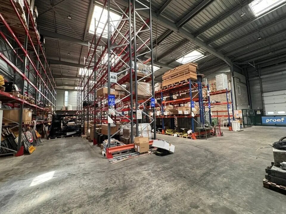 Flex dans Bussy-Saint-Martin à louer Photo du bâtiment- Image 1 de 8