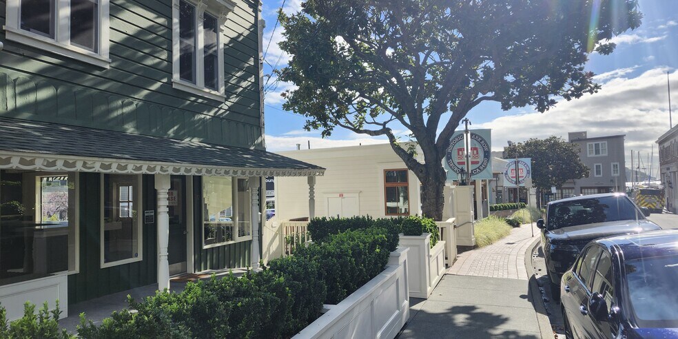72 Main St, Belvedere Tiburon, CA à louer - Photo du bâtiment - Image 3 de 13