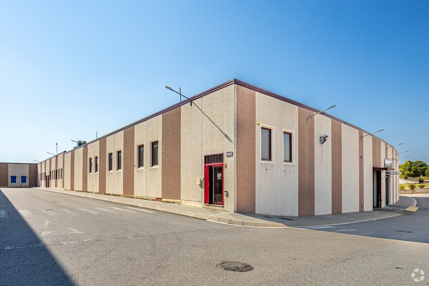 Carrer Progrés, 28, Abrera, Barcelona for lease - Building Photo - Image 3 of 4