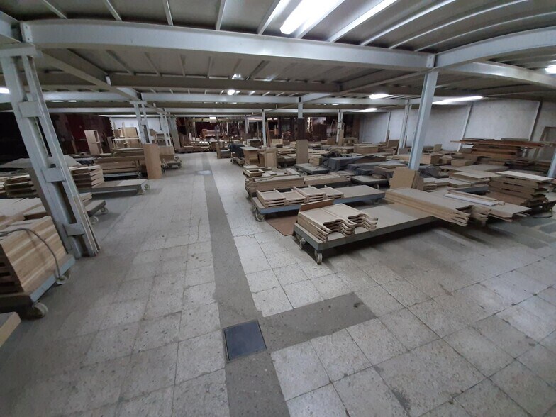 Industrial in Cuéllar, Segovia for sale - Interior Photo - Image 2 of 11