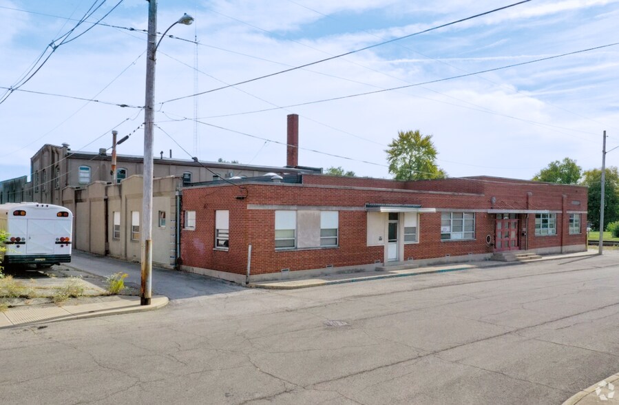 1416 Lincoln St, Anderson, IN à louer - Photo du bâtiment - Image 2 de 4