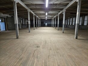 4861 Spring Grove Ave, Cincinnati, OH for lease Building Photo- Image 1 of 5