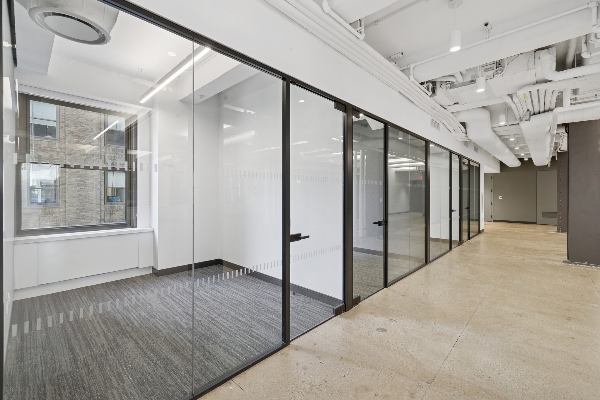 60 E 42nd St, New York, NY for lease Interior Photo- Image 1 of 15