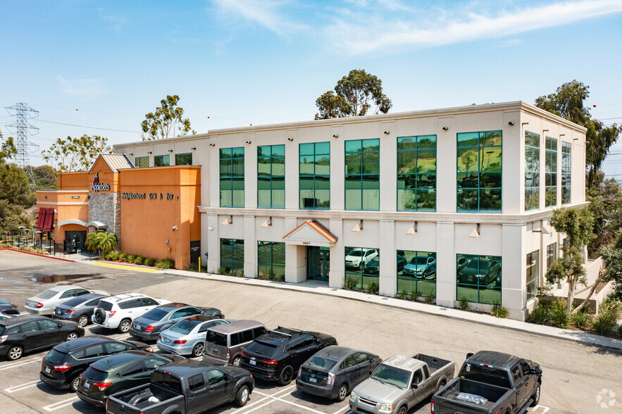 1401-1493 N Montebello Blvd, Montebello, CA for lease - Building Photo - Image 2 of 12