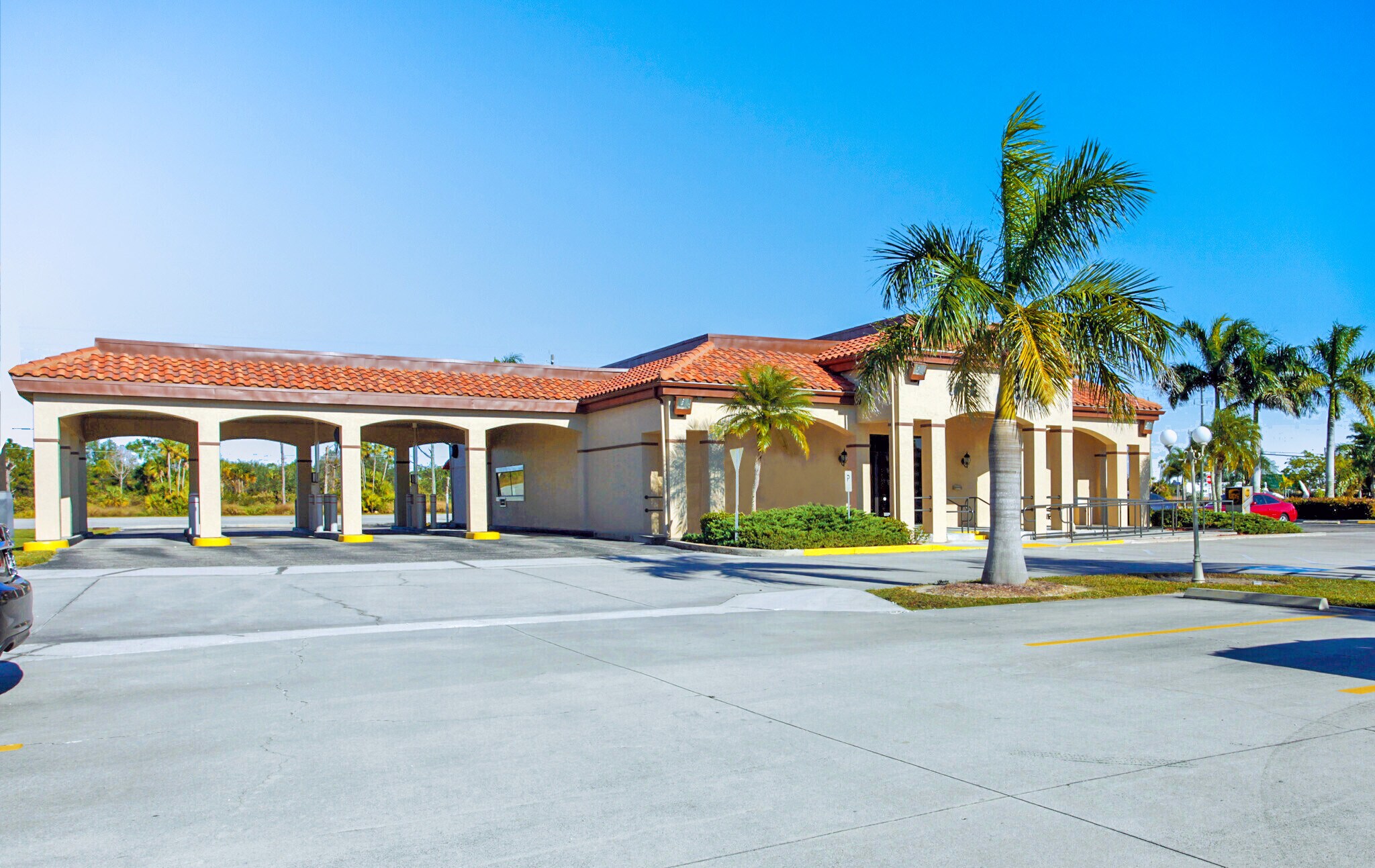 100 Madrid Blvd, Punta Gorda, FL à vendre Photo du bâtiment- Image 1 de 1