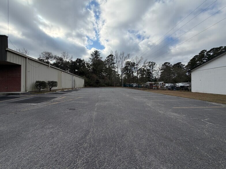 927 Central Ave, Summerville, SC for lease - Building Photo - Image 2 of 3