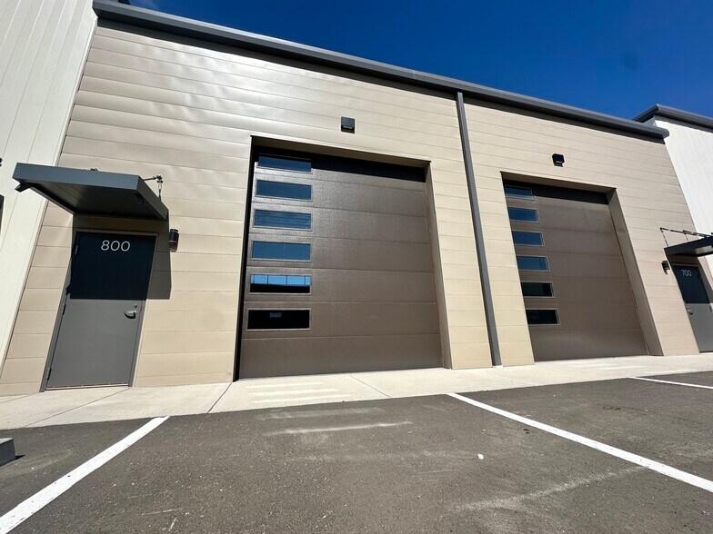 13833 E Briarwood Ave, Centennial, CO à vendre - Photo du bâtiment - Image 2 de 17