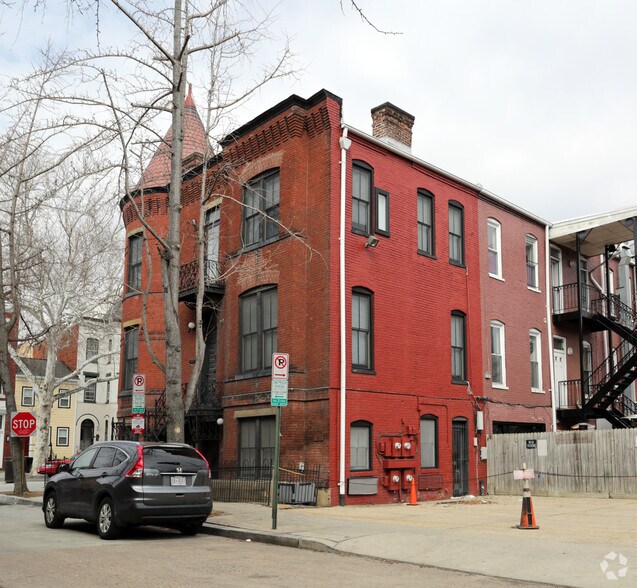 1821 18th St NW, Washington, DC à louer - Photo du bâtiment - Image 3 de 21