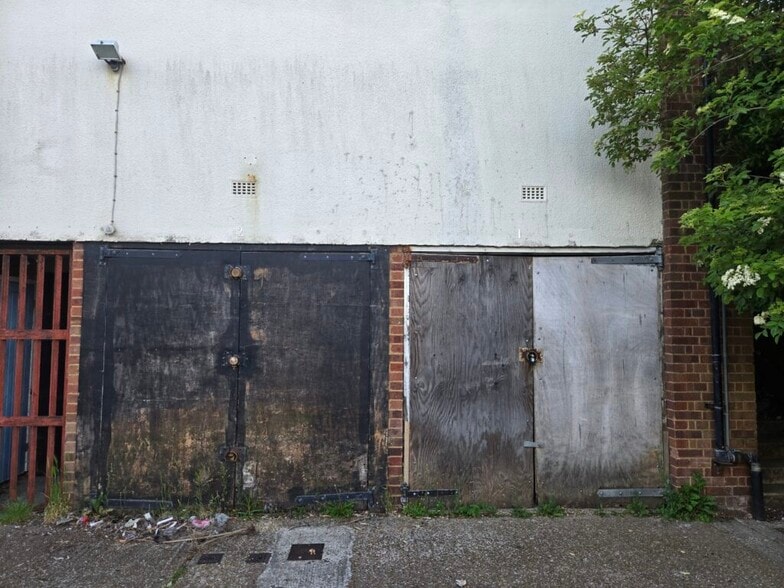 109 b Sedlescombe Rd N, St Leonards On Sea for lease - Interior Photo - Image 1 of 1