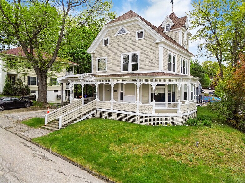 16 E Chestnut St, Augusta, ME à vendre - Photo du bâtiment - Image 2 de 71