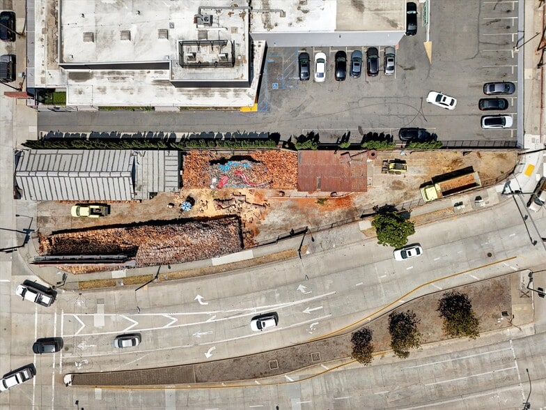 3355 E Colorado Blvd, Pasadena, CA for sale - Building Photo - Image 3 of 13