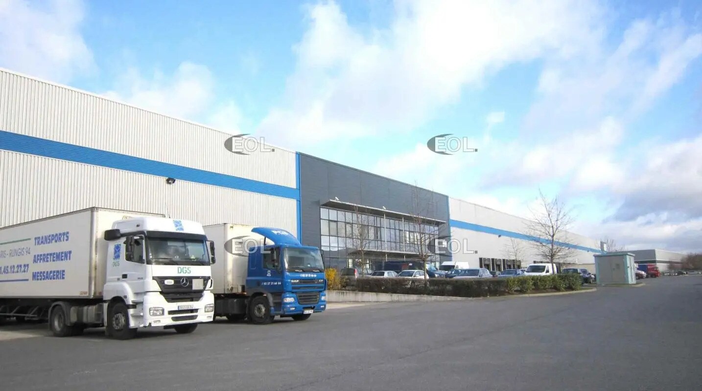 Industrial in Brétigny-sur-Orge for lease Building Photo- Image 1 of 3