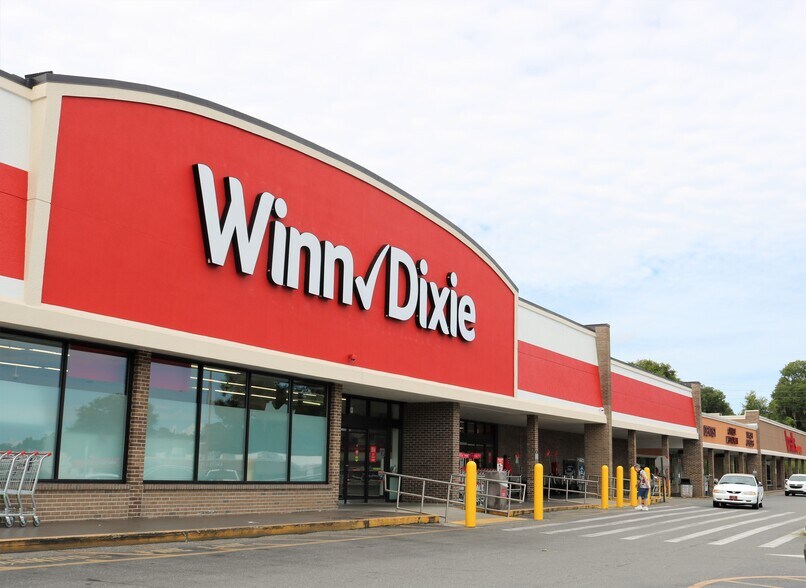 333 E Highland Blvd, Inverness, FL à louer - Photo du bâtiment - Image 3 de 5