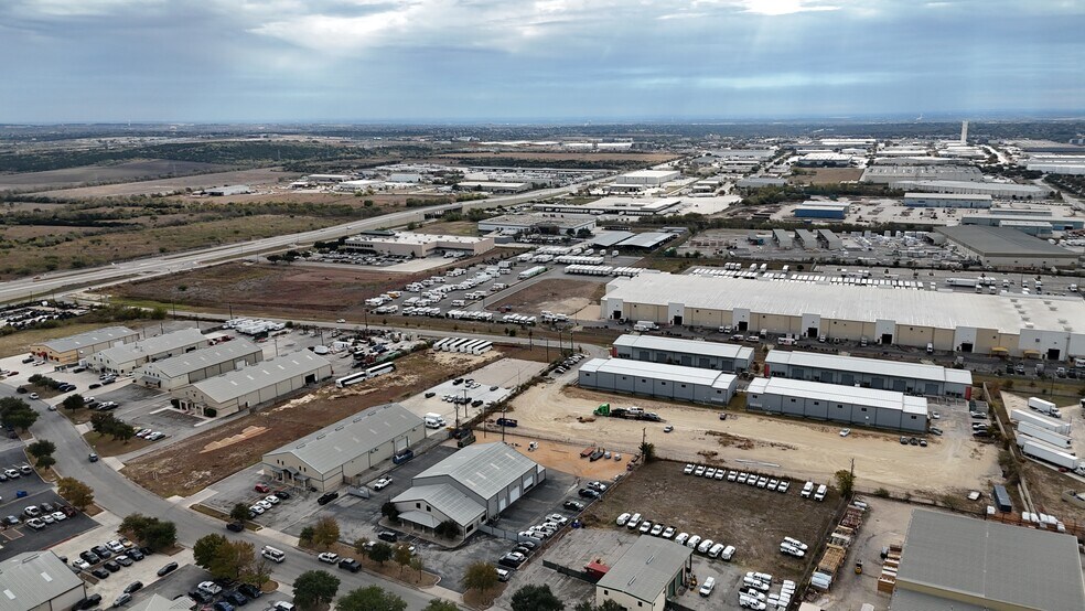 7637 FM 3009, Schertz, TX à vendre - Photo du bâtiment - Image 3 de 6