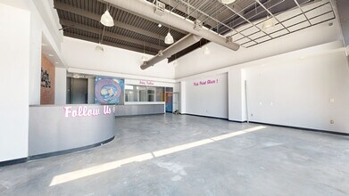 12920 University Blvd, Sugar Land, TX for lease Matterport 3D Scan- Image 1 of 4