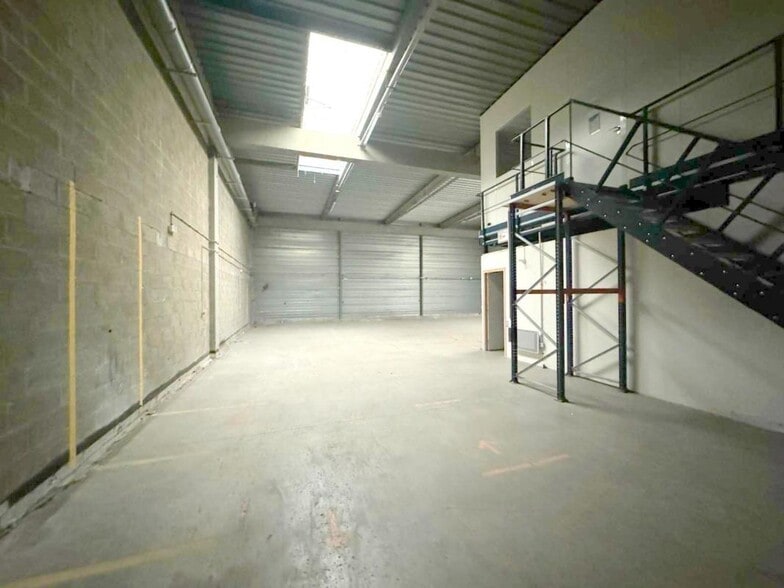 6 Rue Henri De France, Bezons for lease - Interior Photo - Image 3 of 13