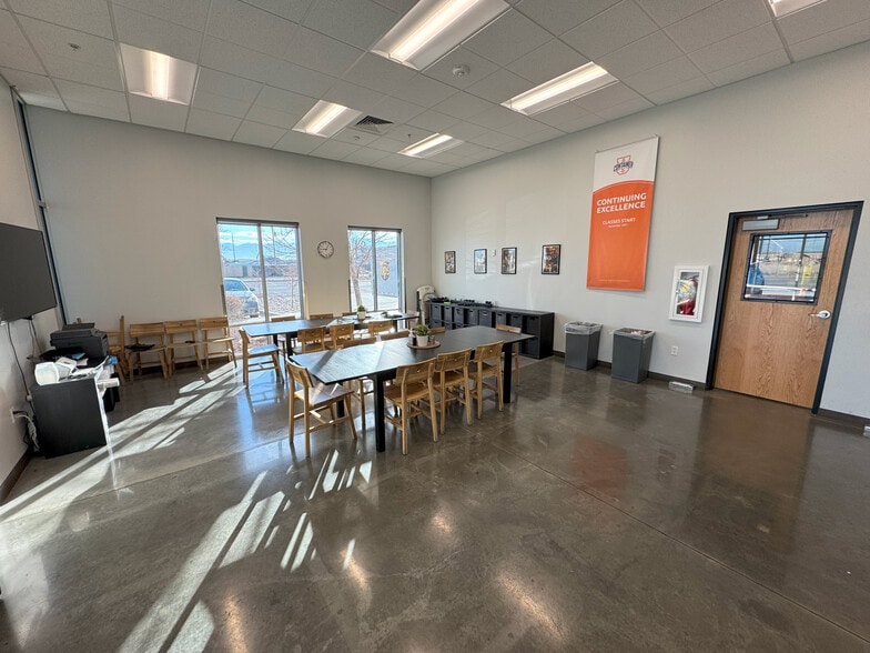 4475 W 700 S, Salt Lake City, UT for lease - Interior Photo - Image 3 of 6