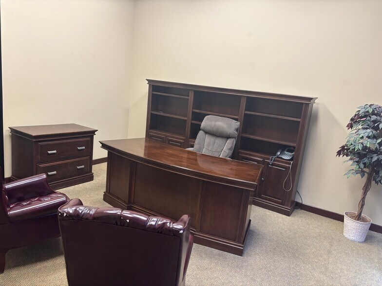 90 S Kyrene Rd, Chandler, AZ for lease - Building Photo - Image 2 of 11