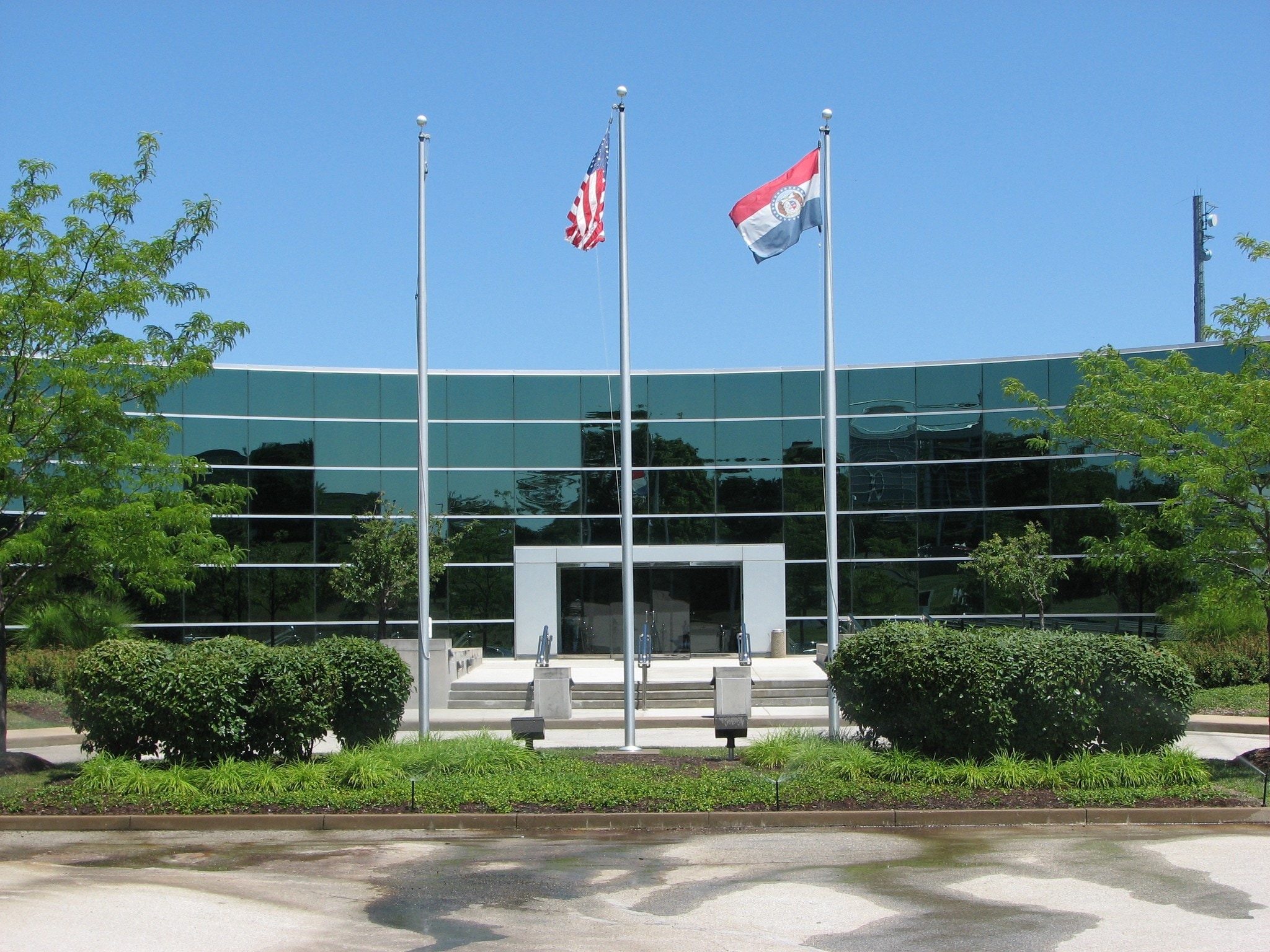 17 Research Park Dr, Weldon Spring, MO for lease Primary Photo- Image 1 of 8