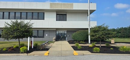 7800 Tyler Blvd, Mentor, OH à louer Photo intérieure- Image 2 de 8