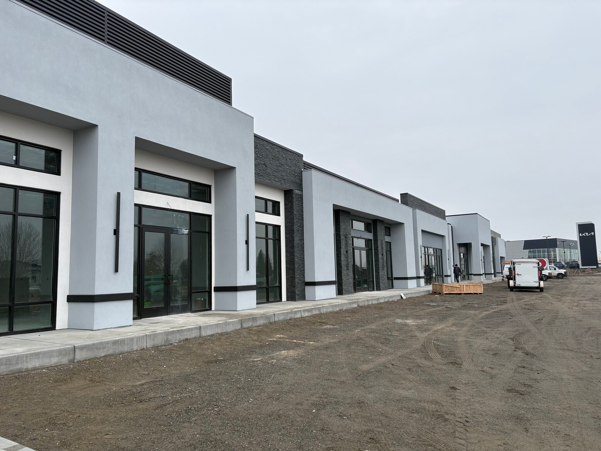 9707 St Thomas dr, Pasco, WA for lease Primary Photo- Image 1 of 12