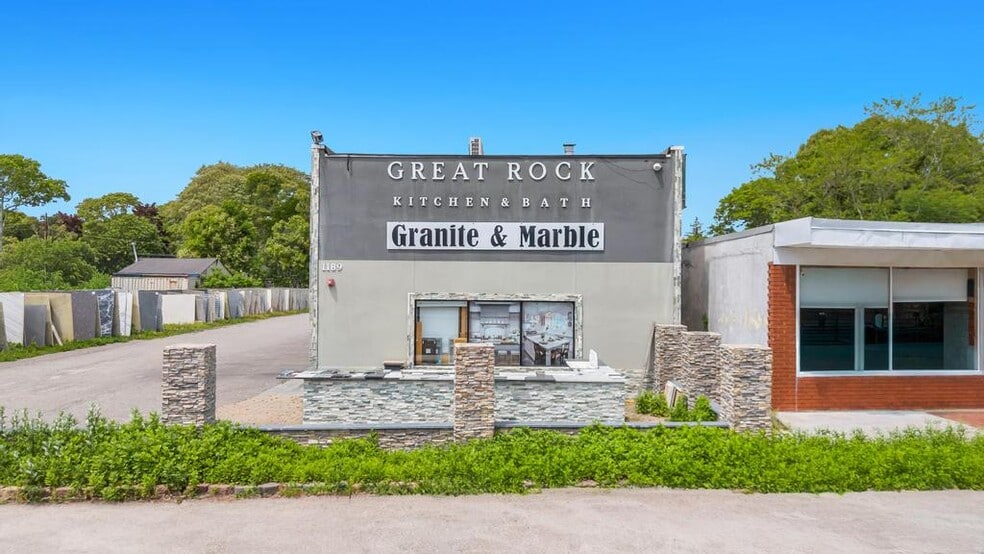 1189 Montauk Hwy, Mastic, NY for sale - Building Photo - Image 3 of 49