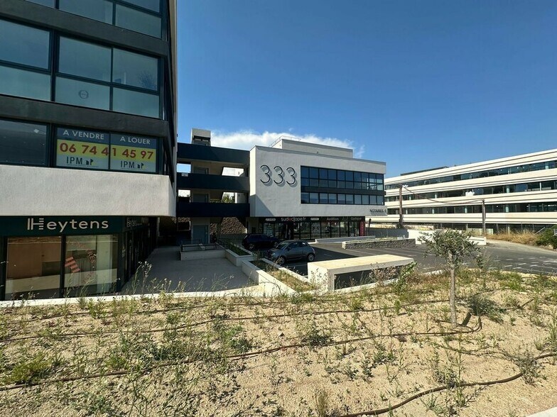 333 Avenue Marcel Paul, La Seyne-sur-Mer à louer - Photo du bâtiment - Image 1 de 6