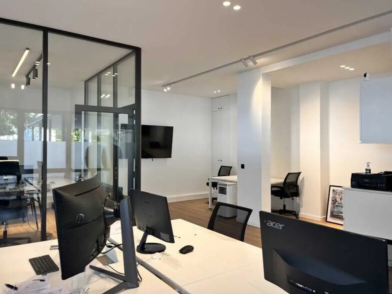 35-37 Rue Collange, Levallois-Perret à vendre - Photo intérieure - Image 3 de 4