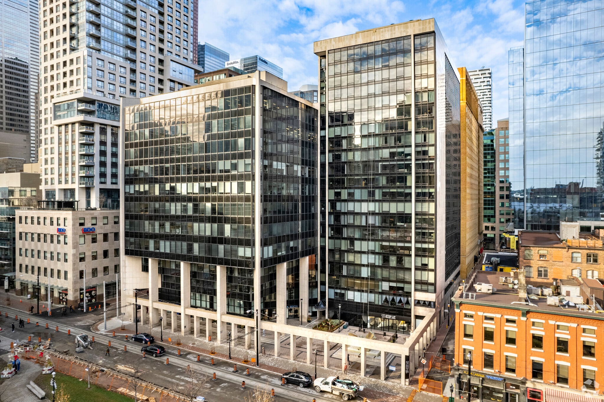 26-32 Wellington St E, Toronto, ON à louer Photo principale- Image 1 de 30