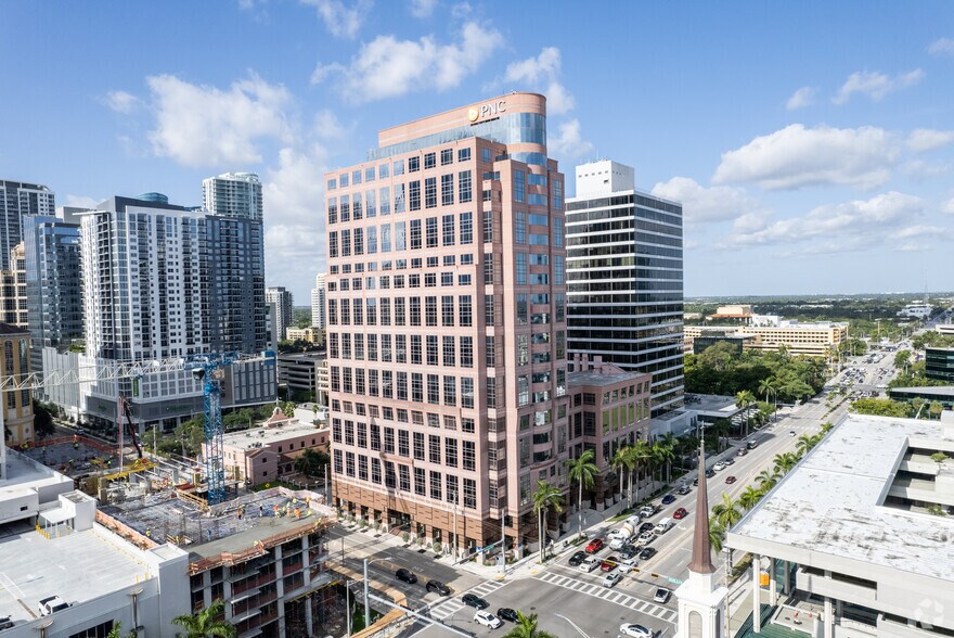 200 E Broward Blvd, Fort Lauderdale, FL à louer - Photo principale - Image 1 de 13