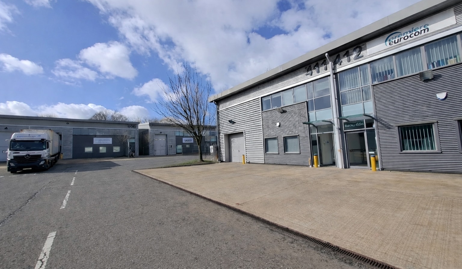 Centennial Ave, Elstree for lease Building Photo- Image 1 of 3