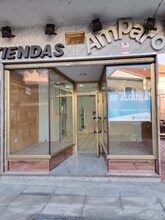 Commerce de détail dans Arganda del Rey, Madrid à louer Photo de construction- Image 2 de 5