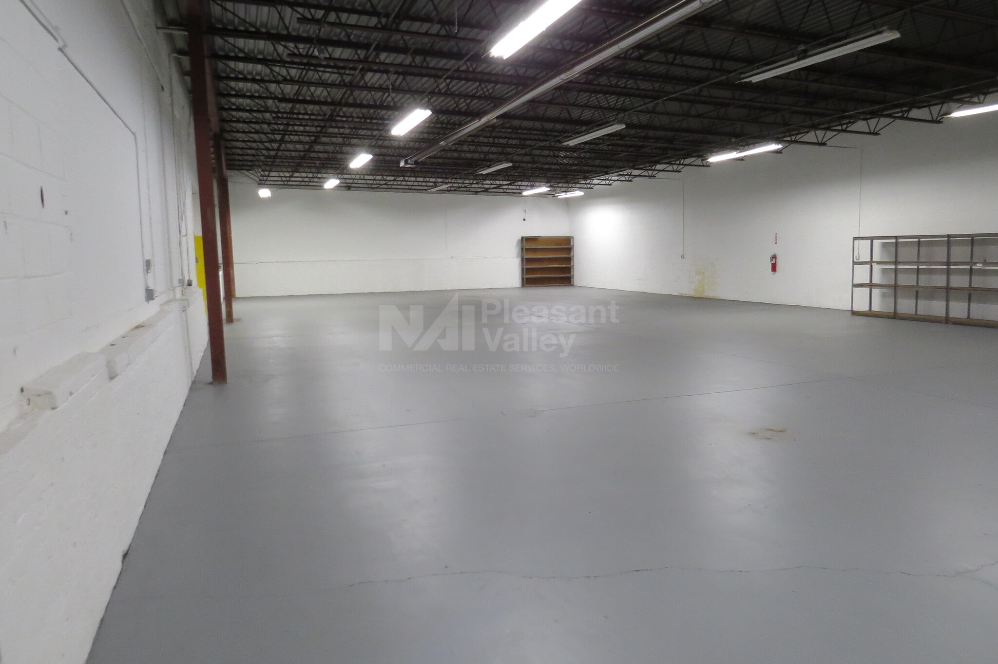 1210 Sweitzer Ave, Akron, OH à louer Photo du bâtiment- Image 1 de 8