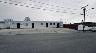 Plus de détails pour 10 Alcazar Ave, Johnston, RI - Industriel à vendre