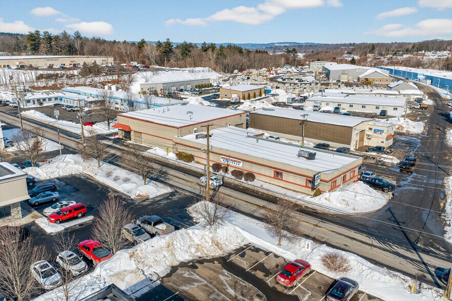 155 Hamilton St, Leominster, MA à vendre - Photo du bâtiment - Image 2 de 5