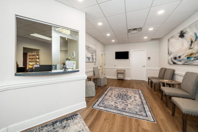 Plus de détails pour 3731 NW Cary Pky, Cary, NC - Bureau/Médical à louer