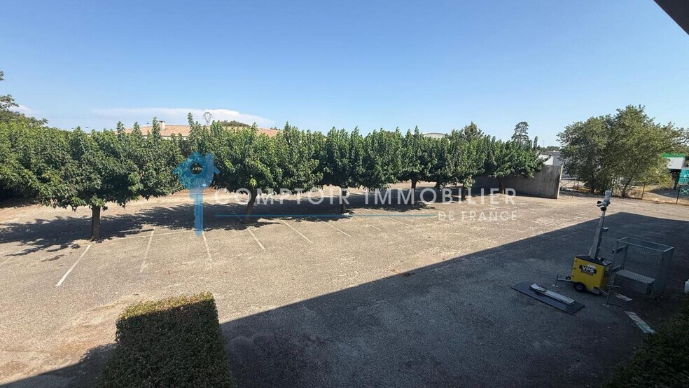 Flex in Avignon for sale - Building Photo - Image 3 of 9