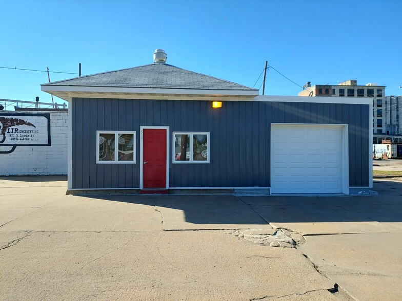 539 N Santa Fe Ave, Salina, KS for sale - Primary Photo - Image 1 of 1