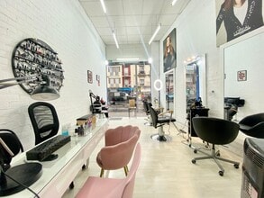 Retail in Madrid, Madrid for lease Interior Photo- Image 2 of 6