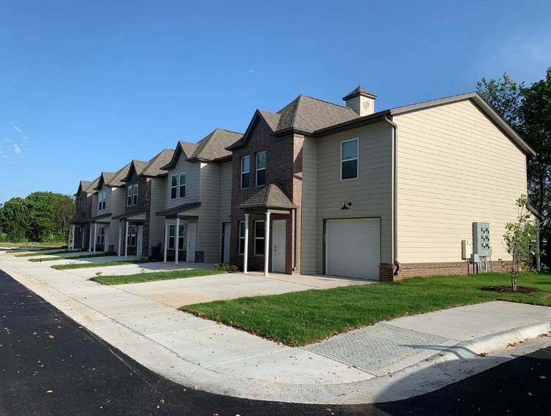 1472 Butterfield Coach Rd, Springdale, AR à vendre - Photo du bâtiment - Image 2 de 13