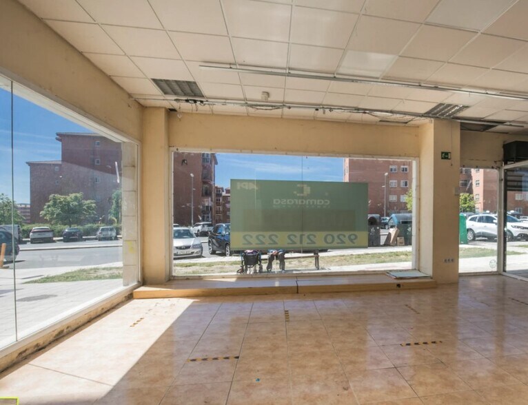 Calle Agustín Rodríguez Sahagún, 5, Ávila, Ávila à vendre - Photo du bâtiment - Image 3 de 7